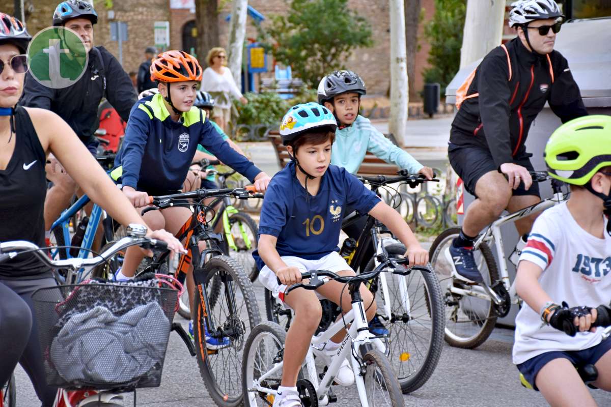 Más de 1.500 personas disfrutan de una jornada festiva en el Día de la Bici de Tomelloso