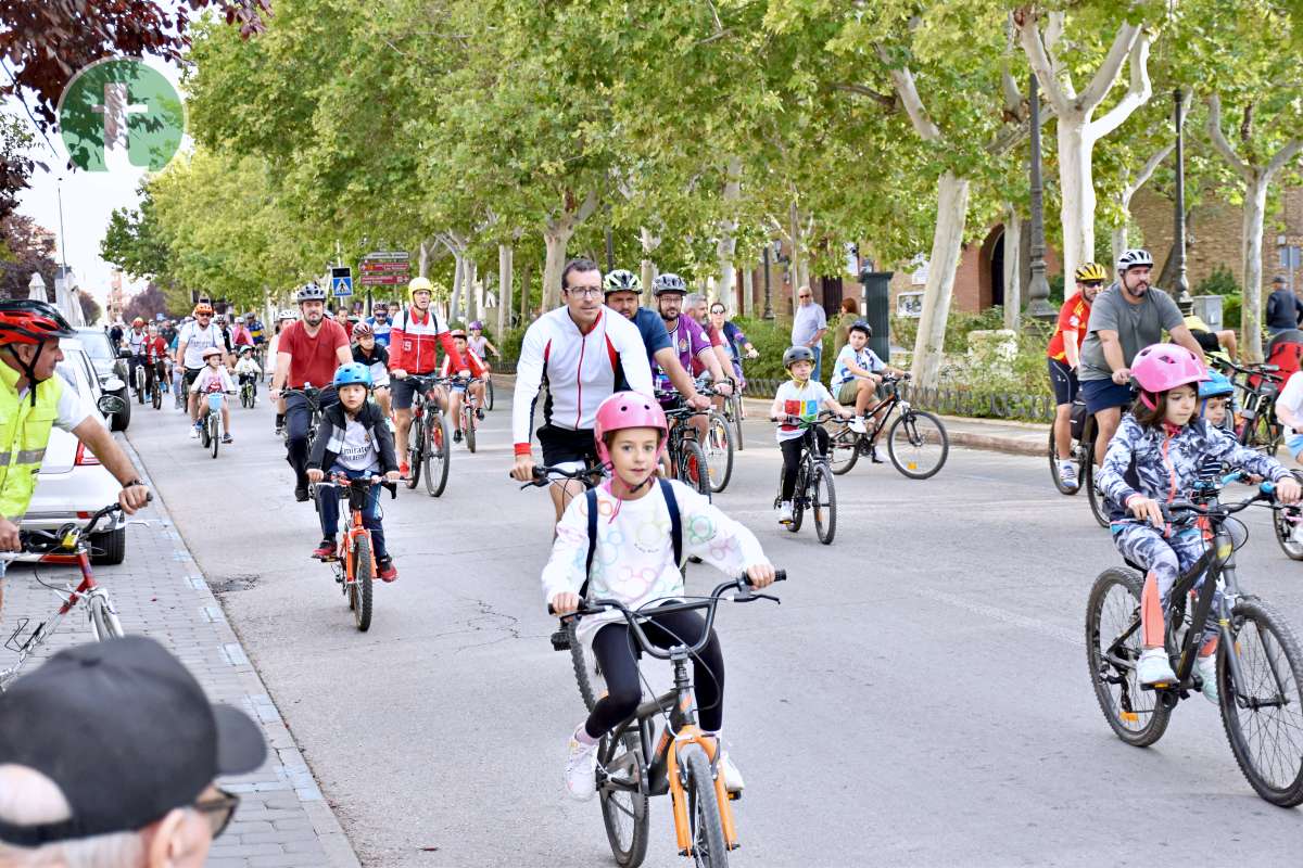 Más de 1.500 personas disfrutan de una jornada festiva en el Día de la Bici de Tomelloso