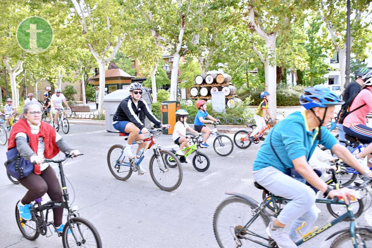 Más de 1.500 personas disfrutan de una jornada festiva en el Día de la Bici de Tomelloso