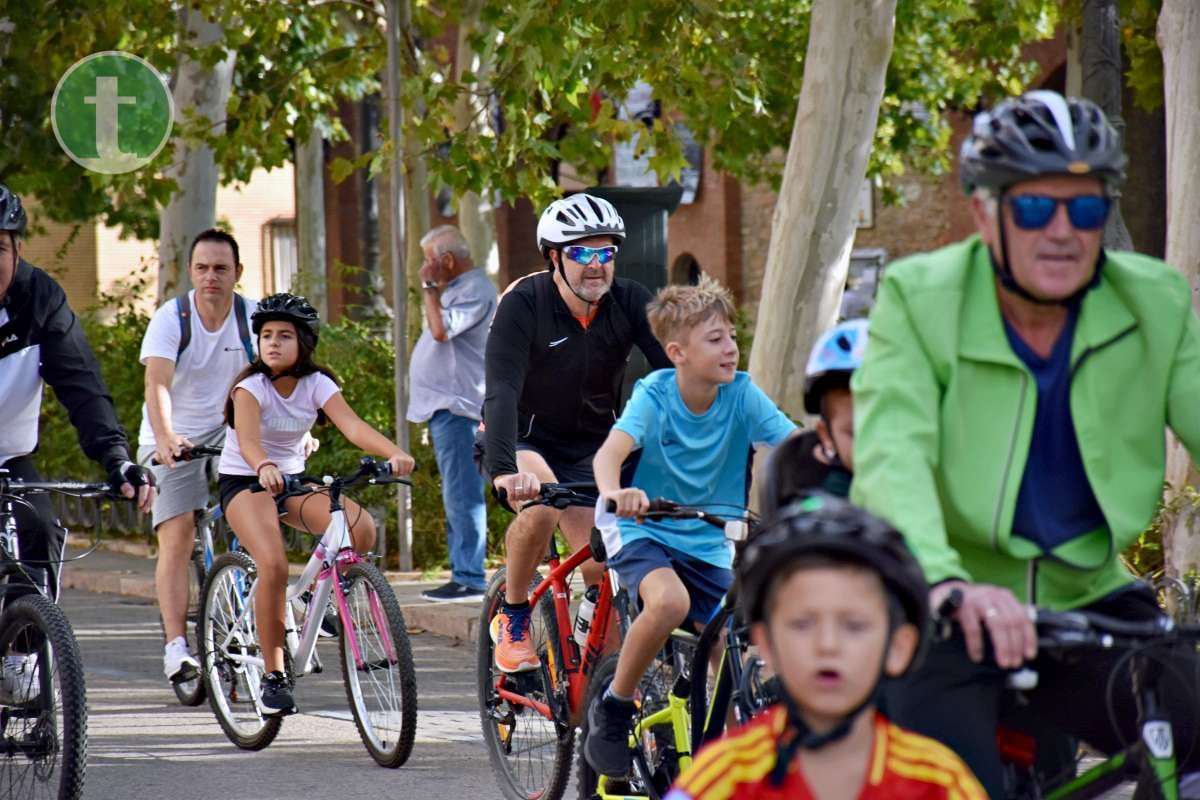 Más de 1.500 personas disfrutan de una jornada festiva en el Día de la Bici de Tomelloso