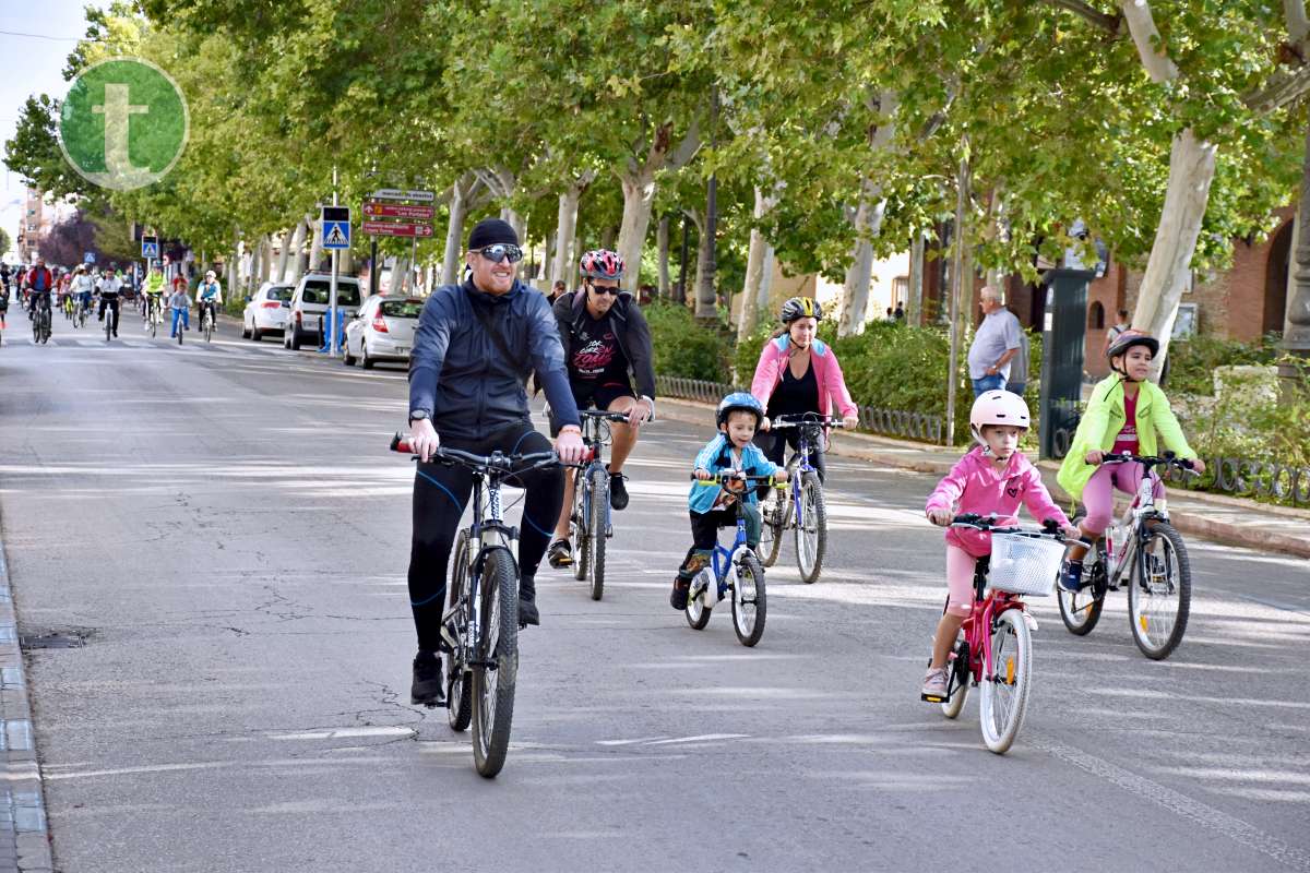 Más de 1.500 personas disfrutan de una jornada festiva en el Día de la Bici de Tomelloso