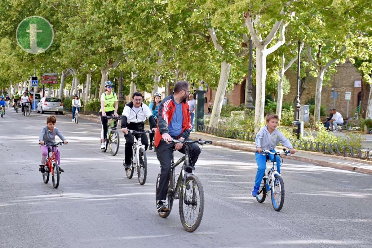 Más de 1.500 personas disfrutan de una jornada festiva en el Día de la Bici de Tomelloso