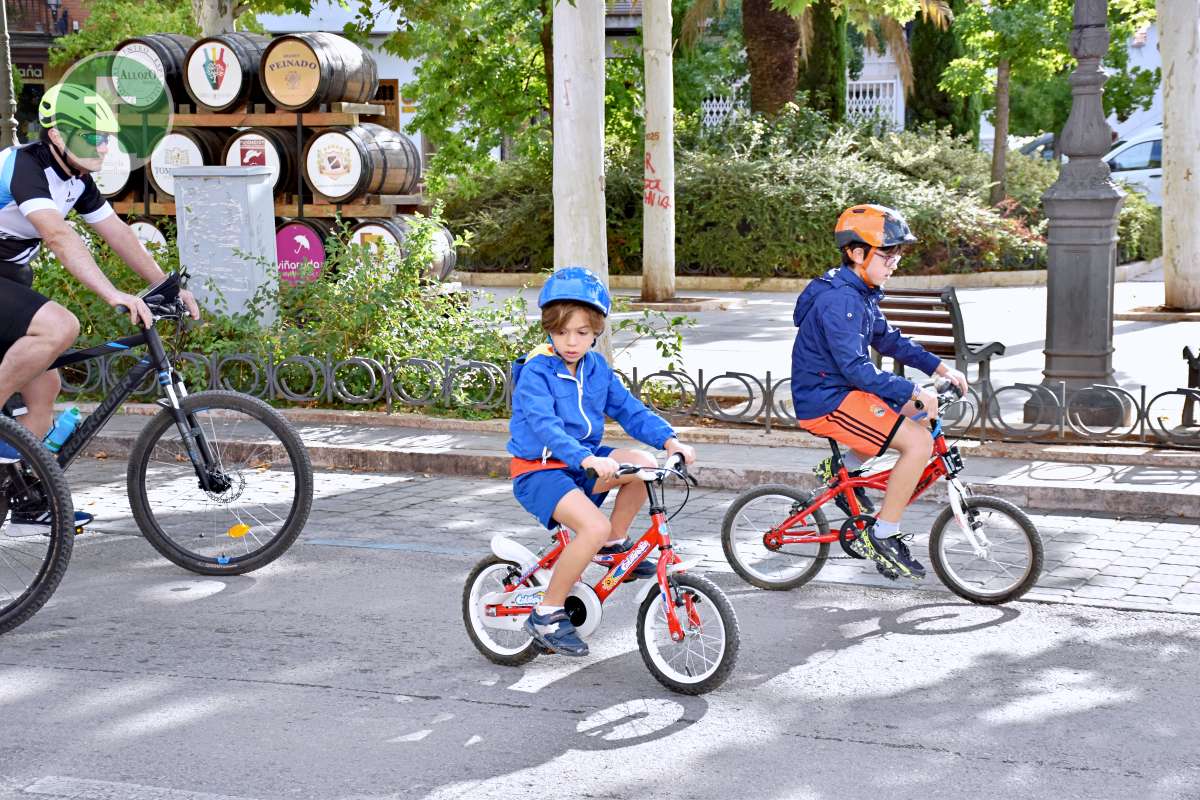 Más de 1.500 personas disfrutan de una jornada festiva en el Día de la Bici de Tomelloso