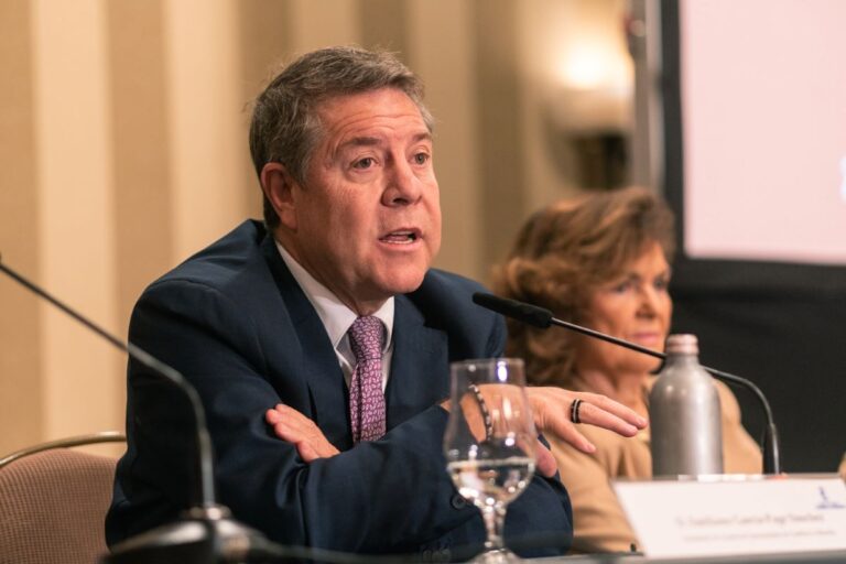 Page dice ante Carmen Calvo que hubiera sido deseable que el Gobierno preguntara al Consejo de Estado por la Amnistía