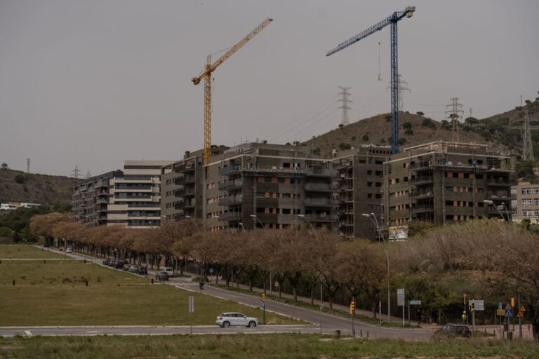 Cae la compraventa de viviendas en octubre un 8 % en Castilla-La Mancha