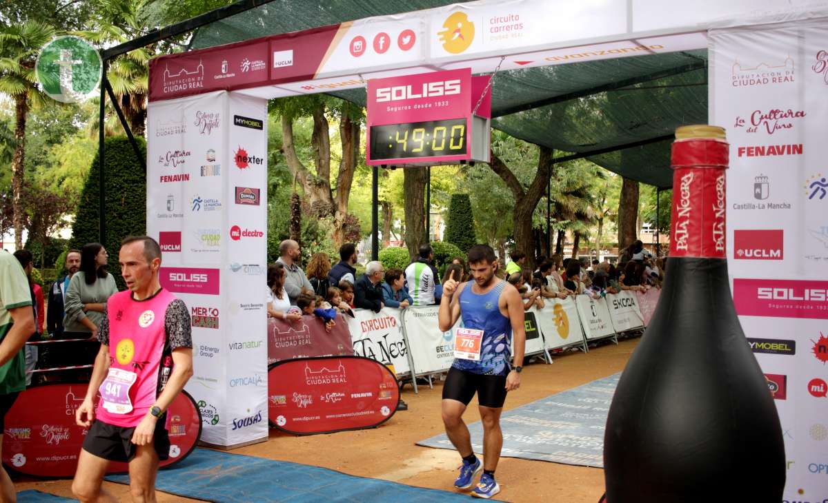 10K Ciudad de Tomelloso 2024: fotos finish línea de meta