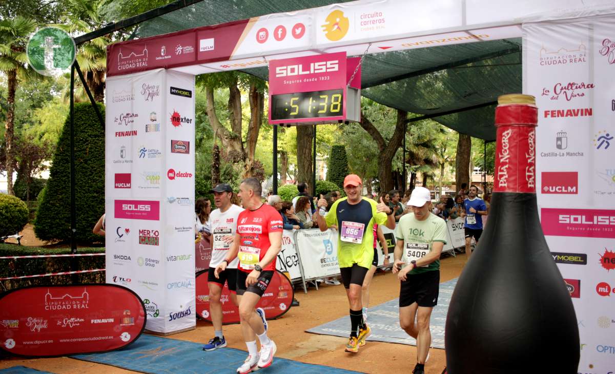 10K Ciudad de Tomelloso 2024: fotos finish línea de meta