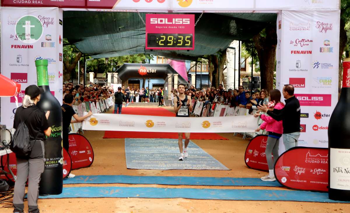 10K Ciudad de Tomelloso 2024: fotos y video de la salida y meta