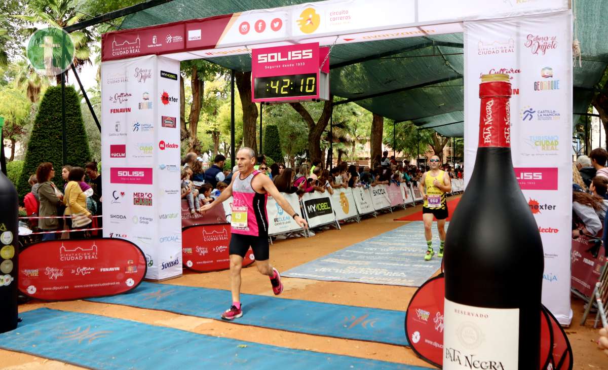 10K Ciudad de Tomelloso 2024: fotos y video de la salida y meta