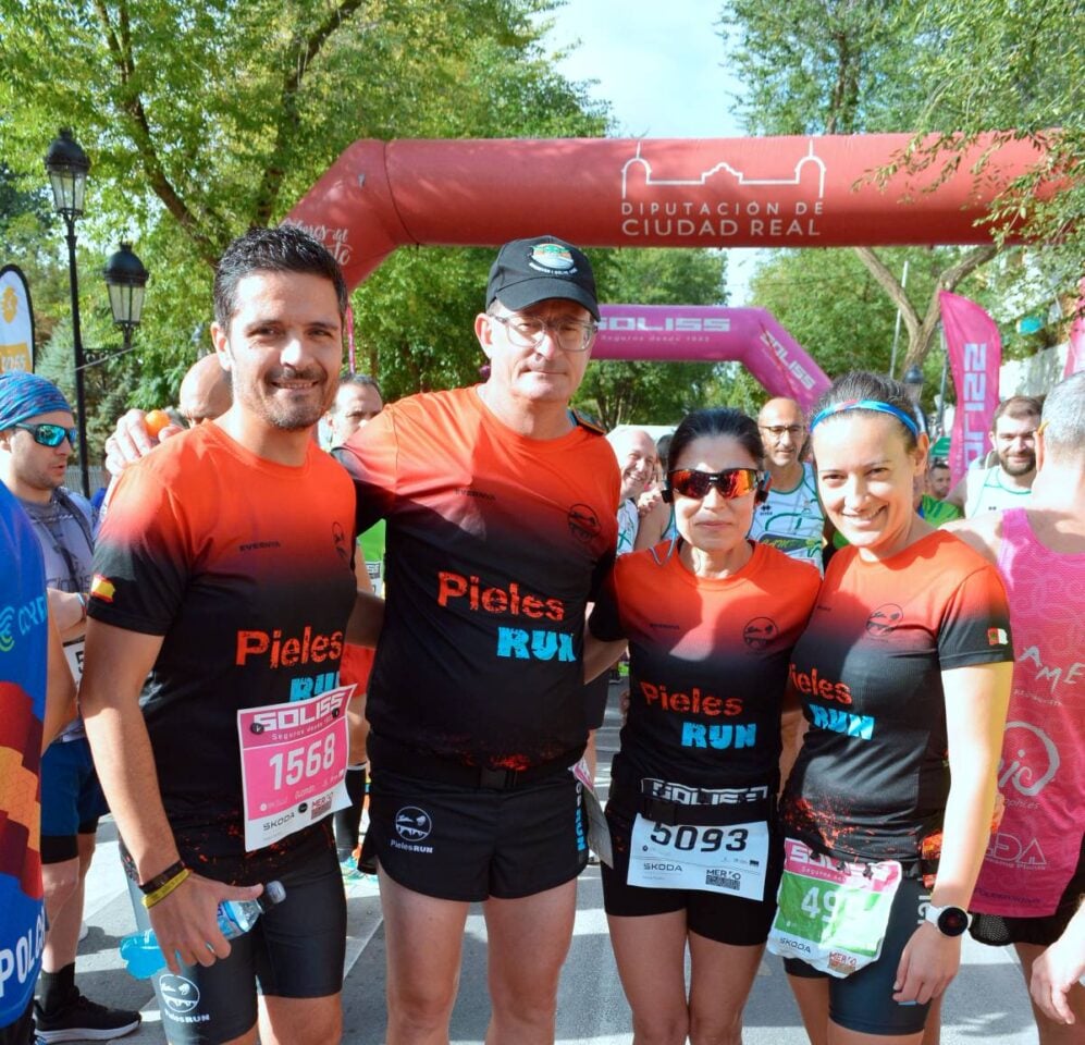 Los Pieles Run destacan en la 10K Ciudad de Tomelloso con un ambiente de equipo inmejorable