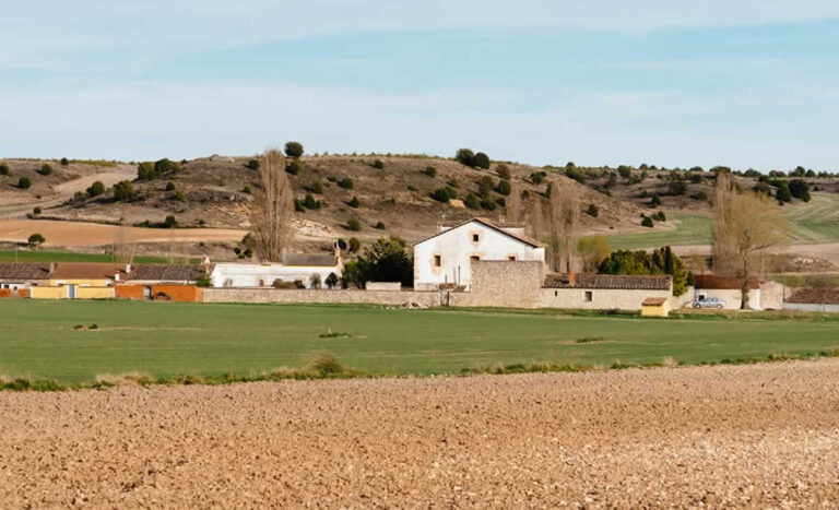 Una de cada cinco personas que se mudan a Castilla-La Mancha lo hacen a zonas despobladas