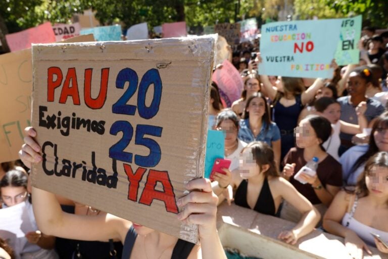 Estudiantes se manifiestan este viernes en Toledo, Albacete y Ciudad Real ante la «incertidumbre» por la PAU