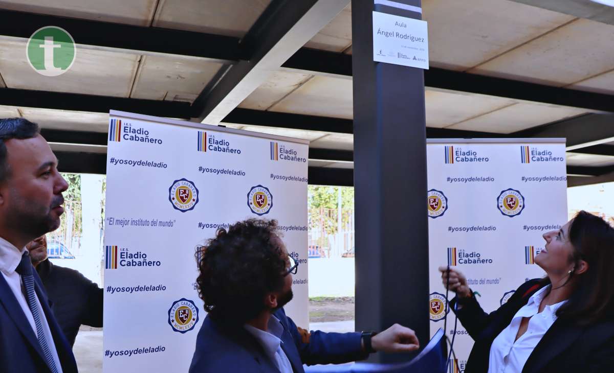 El IES Eladio Cabañero inaugura un aula multifuncional al aire libre en colaboración con ANRO