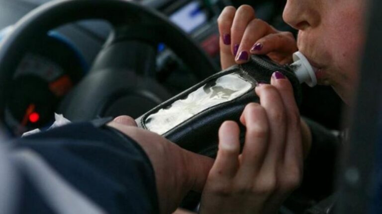 Detenido en Tomelloso por conducir un autobús superando seis veces la tasa de alcohol permitida
