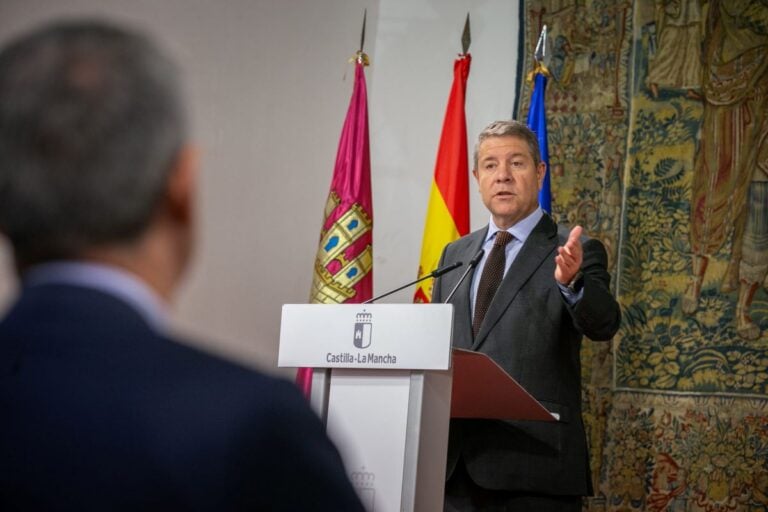 Page propondrá una agenda de armonización para mejorar la colaboración de autonomías tras superar la emergencia