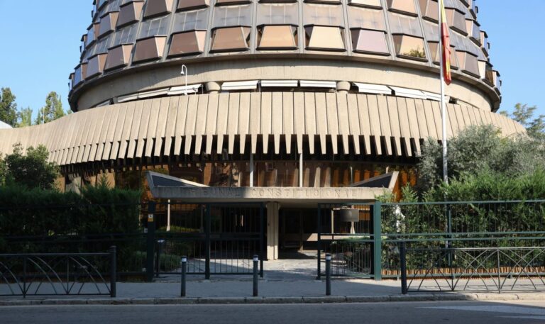 El Tribunal Constitucional admite el recurso de C-LM al reparto de menores migrantes