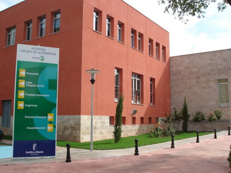 Concentración este miércoles frente al Hospital de Manzanares para condenar las agresiones a sanitarios