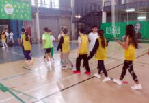 Unos 250 alumnos de 12 centros de Tomelloso se reúnen para jugar al Stikbomball