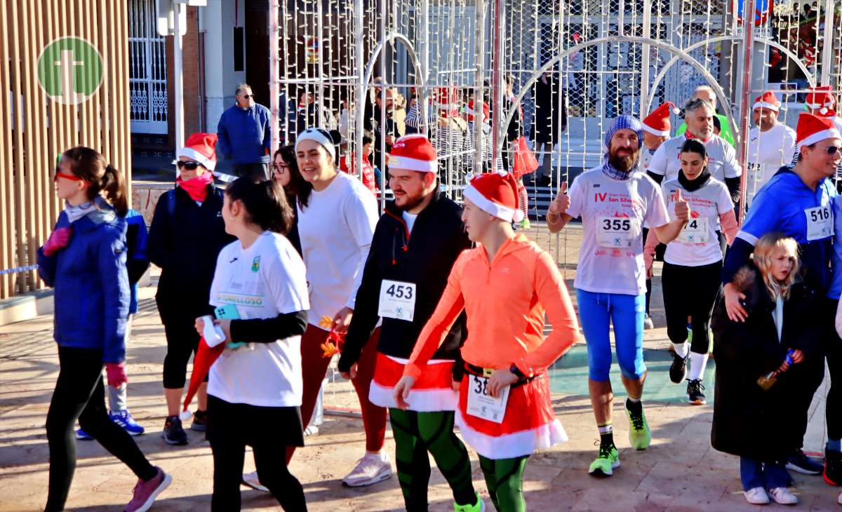 La IV San Silvestre Tomellosera despide 2024 entre deporte, disfraces y solidaridad