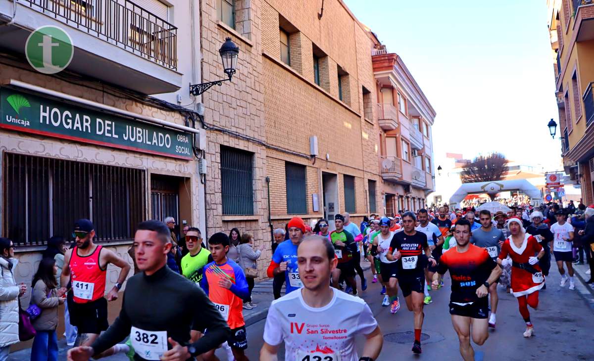 La IV San Silvestre Tomellosera despide 2024 entre deporte, disfraces y solidaridad