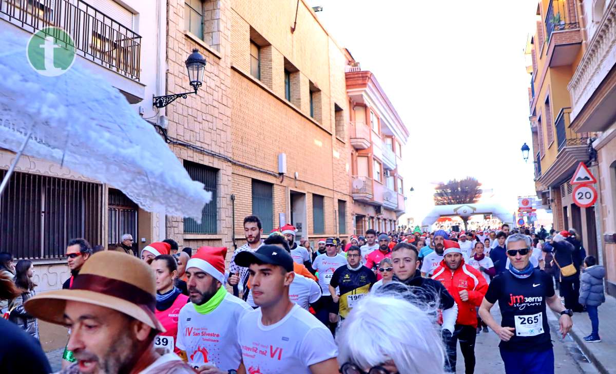 La IV San Silvestre Tomellosera despide 2024 entre deporte, disfraces y solidaridad