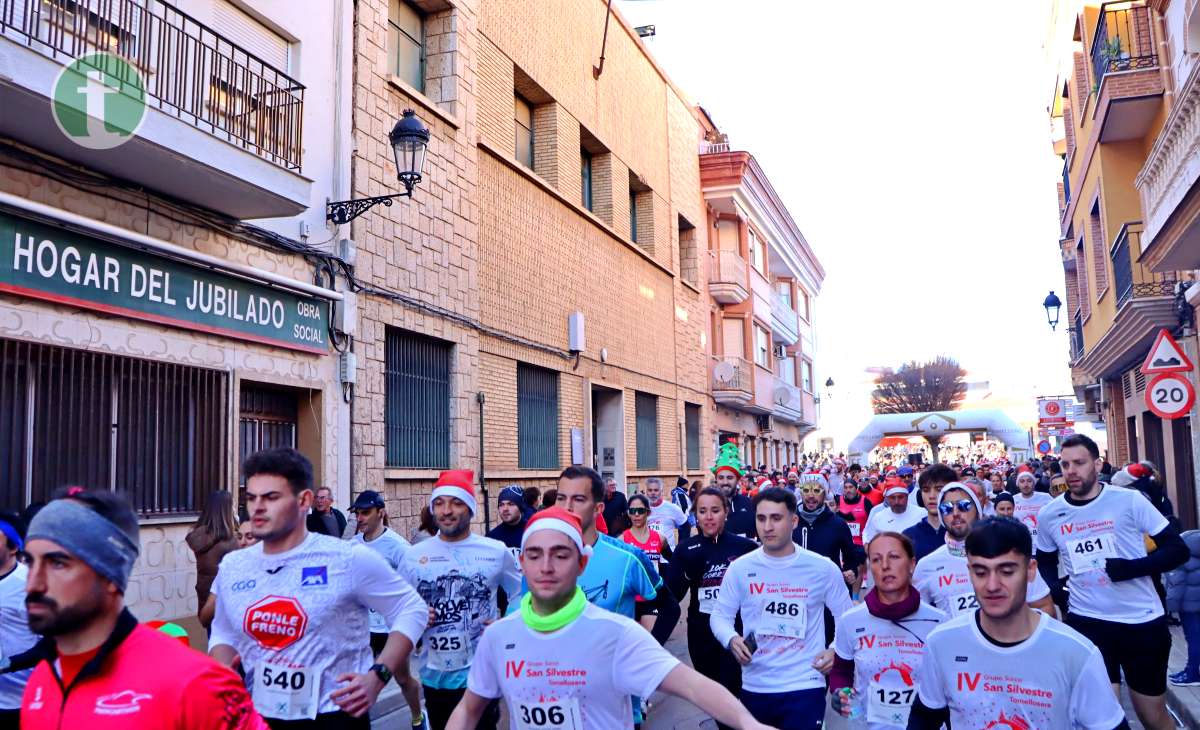 La IV San Silvestre Tomellosera despide 2024 entre deporte, disfraces y solidaridad