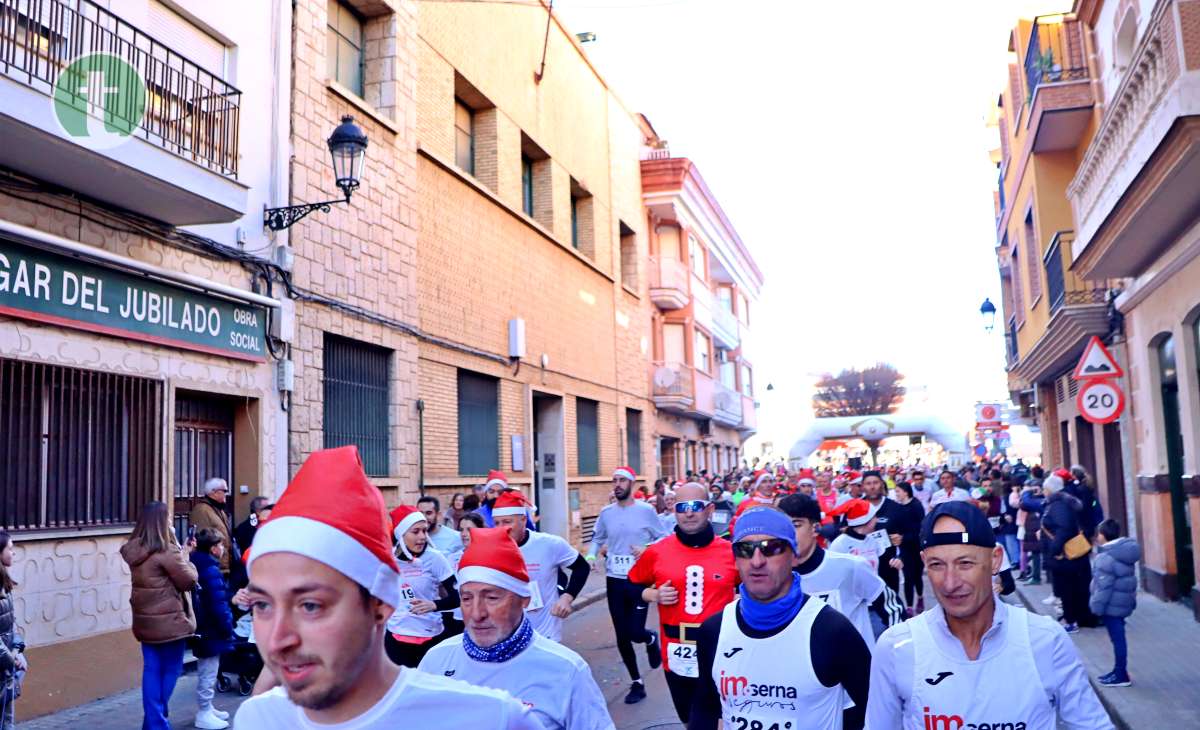 La IV San Silvestre Tomellosera despide 2024 entre deporte, disfraces y solidaridad