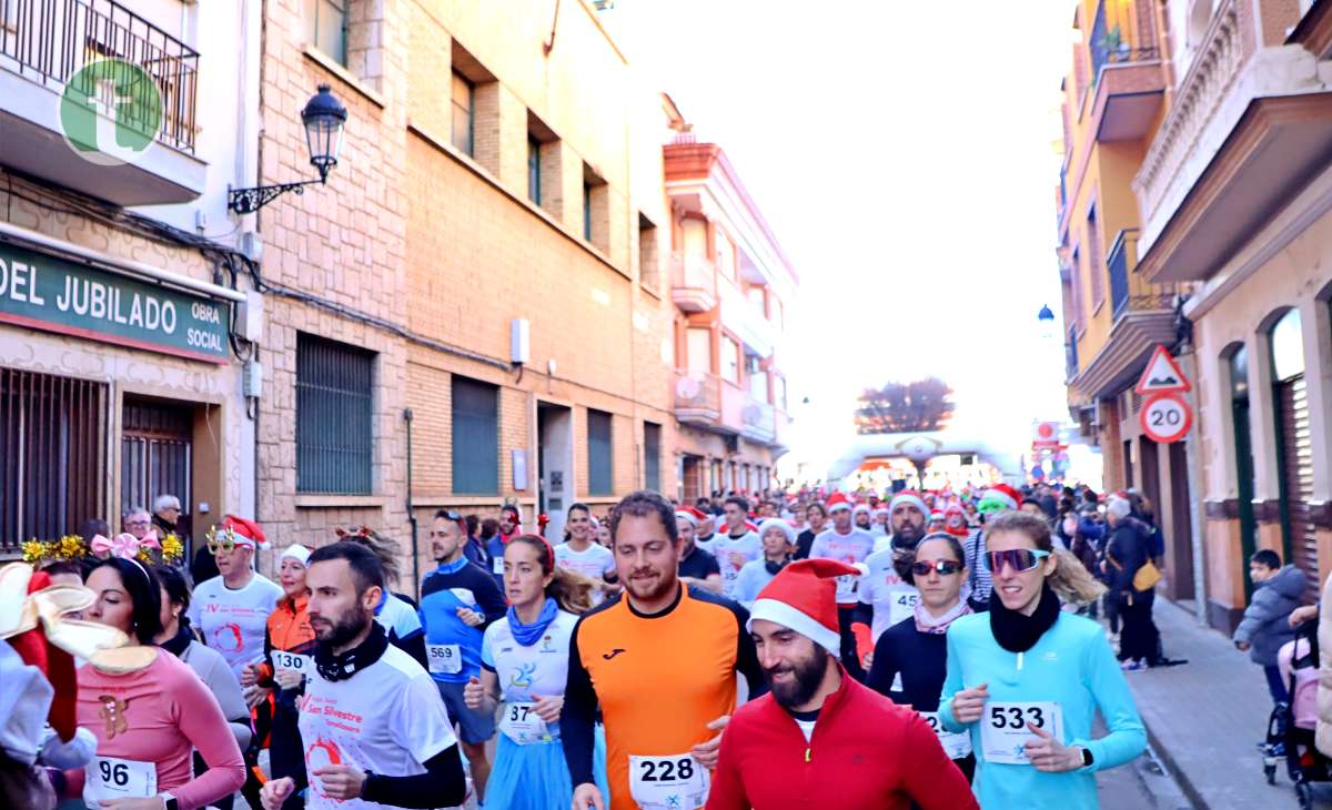 La IV San Silvestre Tomellosera despide 2024 entre deporte, disfraces y solidaridad