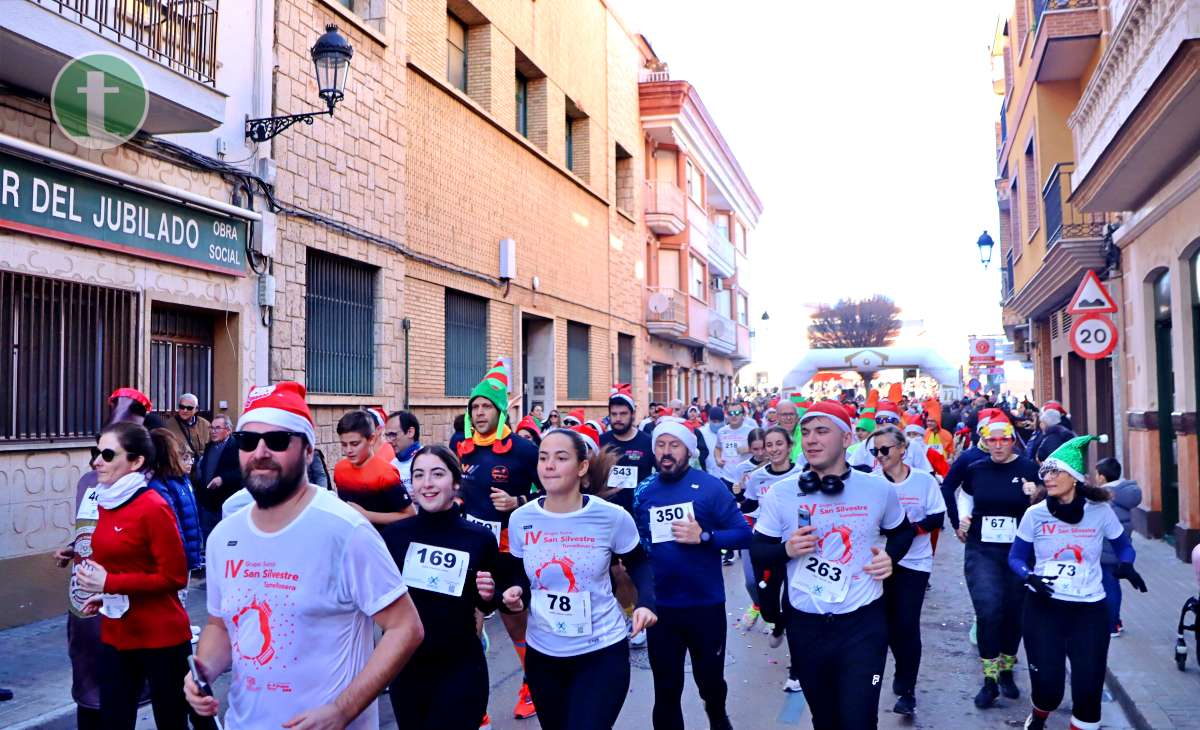 La IV San Silvestre Tomellosera despide 2024 entre deporte, disfraces y solidaridad