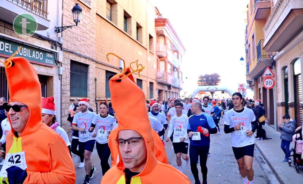 La IV San Silvestre Tomellosera despide 2024 entre deporte, disfraces y solidaridad