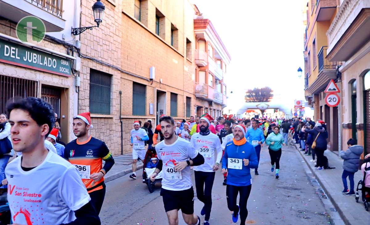 La IV San Silvestre Tomellosera despide 2024 entre deporte, disfraces y solidaridad