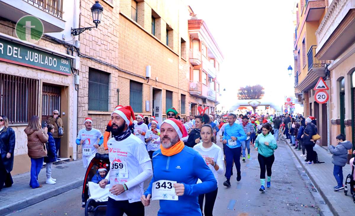 La IV San Silvestre Tomellosera despide 2024 entre deporte, disfraces y solidaridad