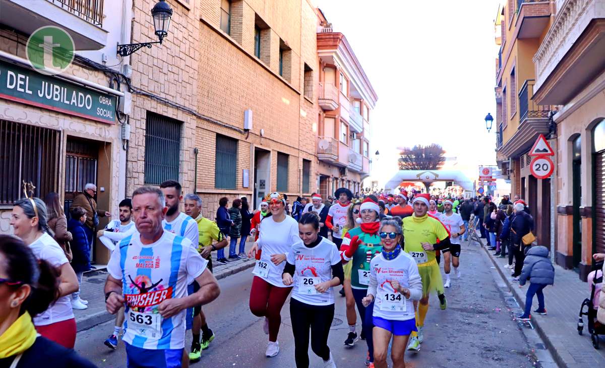 La IV San Silvestre Tomellosera despide 2024 entre deporte, disfraces y solidaridad