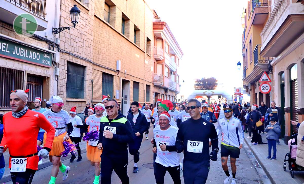 La IV San Silvestre Tomellosera despide 2024 entre deporte, disfraces y solidaridad