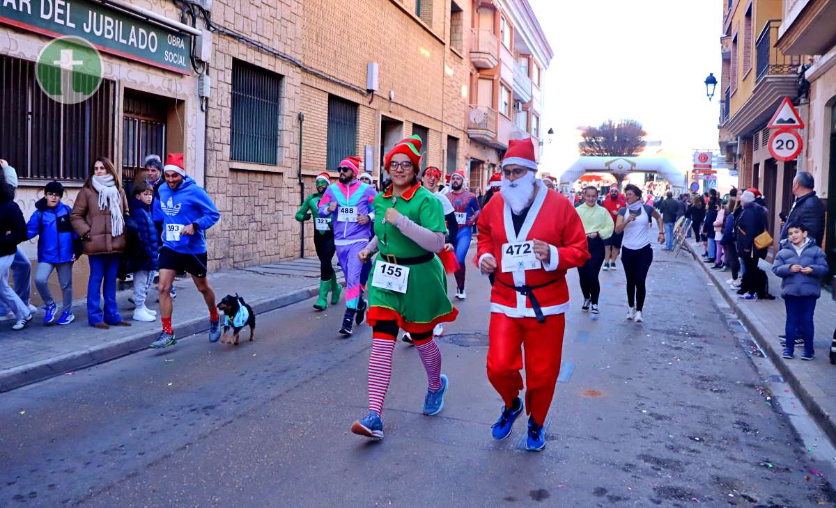 La IV San Silvestre Tomellosera despide 2024 entre deporte, disfraces y solidaridad