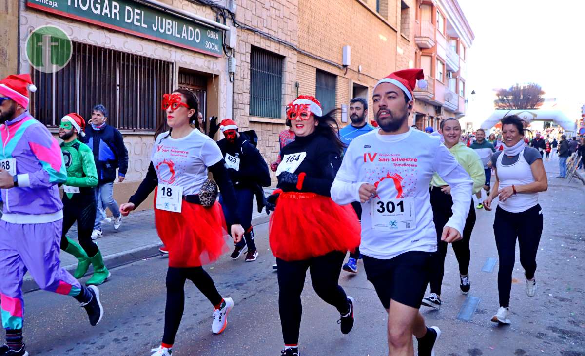 La IV San Silvestre Tomellosera despide 2024 entre deporte, disfraces y solidaridad