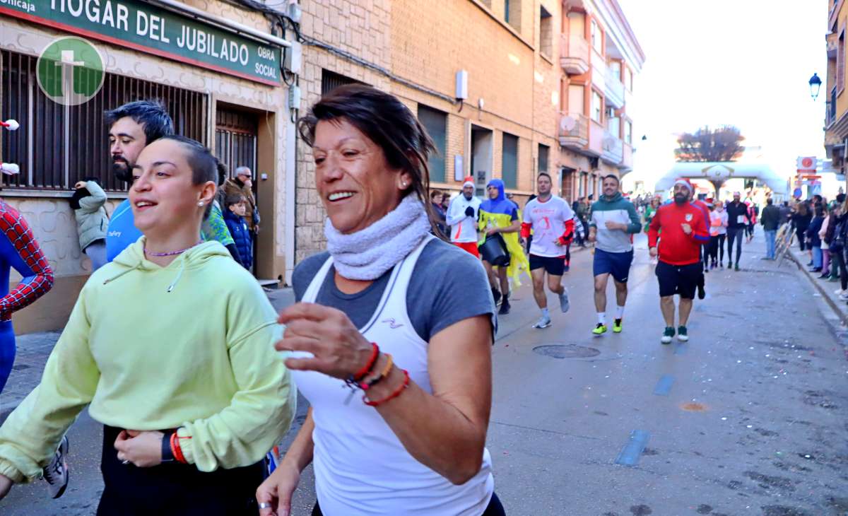 La IV San Silvestre Tomellosera despide 2024 entre deporte, disfraces y solidaridad