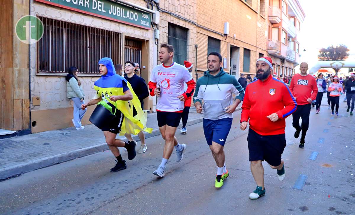 La IV San Silvestre Tomellosera despide 2024 entre deporte, disfraces y solidaridad