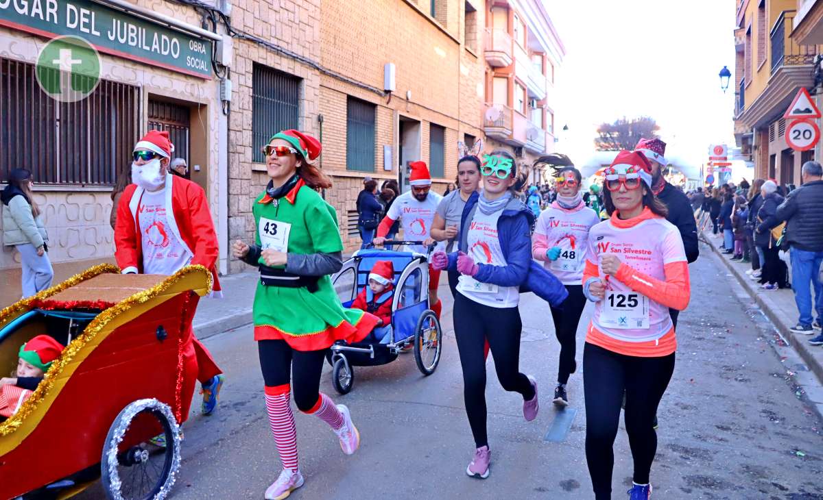 La IV San Silvestre Tomellosera despide 2024 entre deporte, disfraces y solidaridad