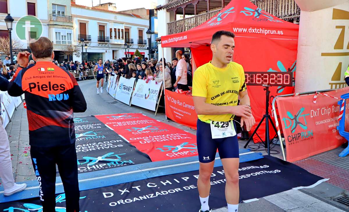 La IV San Silvestre Tomellosera despide 2024 entre deporte, disfraces y solidaridad