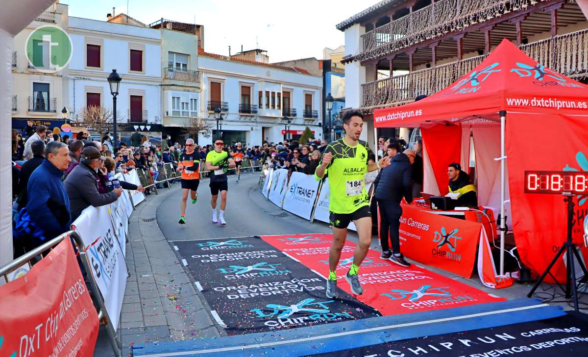 La IV San Silvestre Tomellosera despide 2024 entre deporte, disfraces y solidaridad