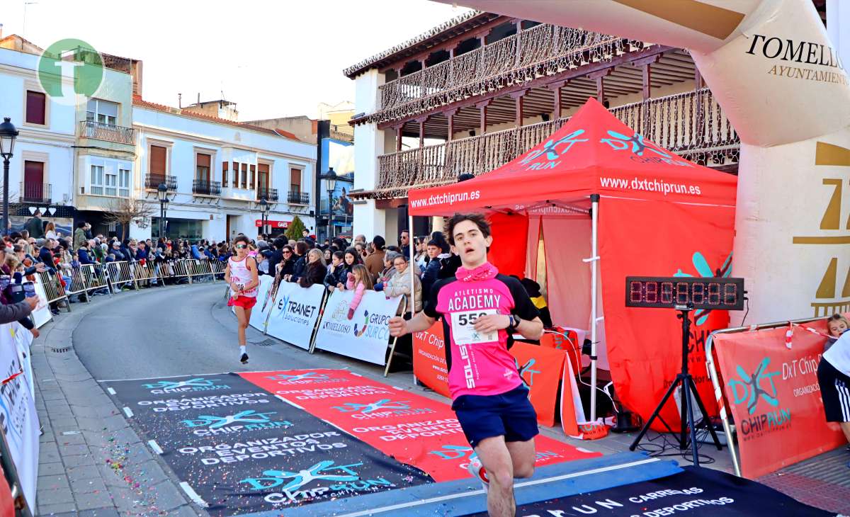 La IV San Silvestre Tomellosera despide 2024 entre deporte, disfraces y solidaridad