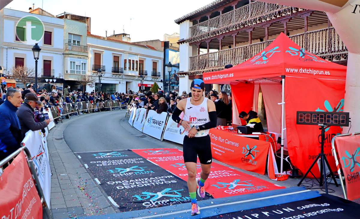 La IV San Silvestre Tomellosera despide 2024 entre deporte, disfraces y solidaridad