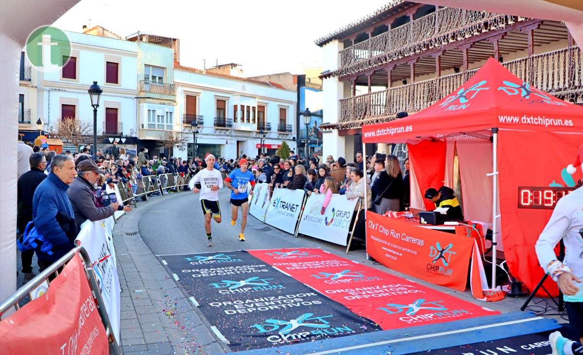 La IV San Silvestre Tomellosera despide 2024 entre deporte, disfraces y solidaridad