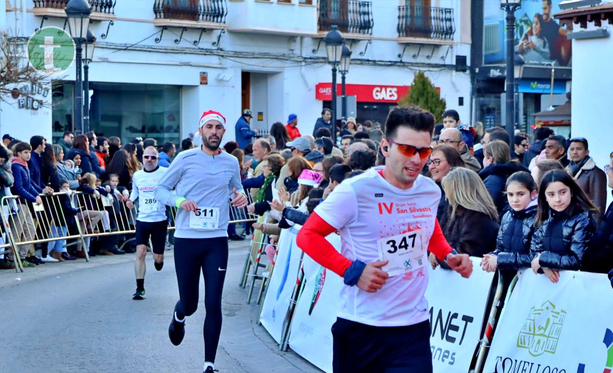 La IV San Silvestre Tomellosera despide 2024 entre deporte, disfraces y solidaridad