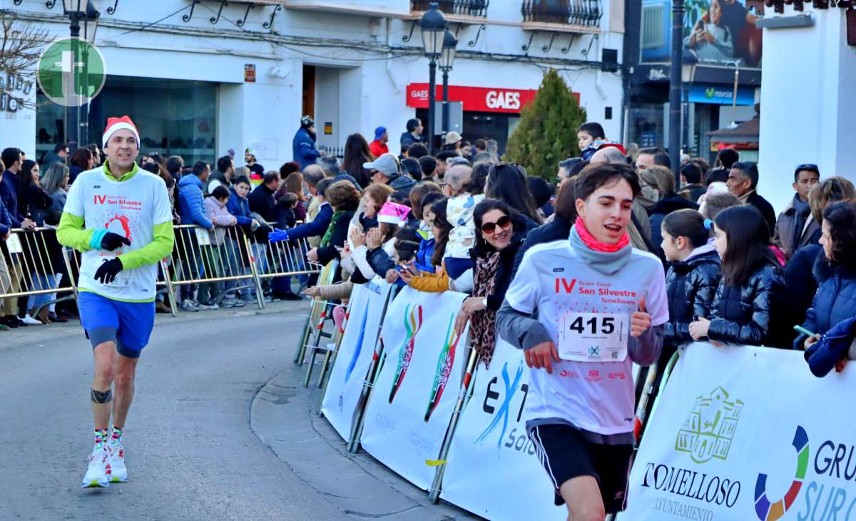 La IV San Silvestre Tomellosera despide 2024 entre deporte, disfraces y solidaridad