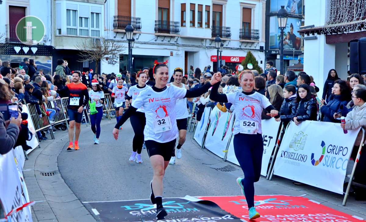 La IV San Silvestre Tomellosera despide 2024 entre deporte, disfraces y solidaridad