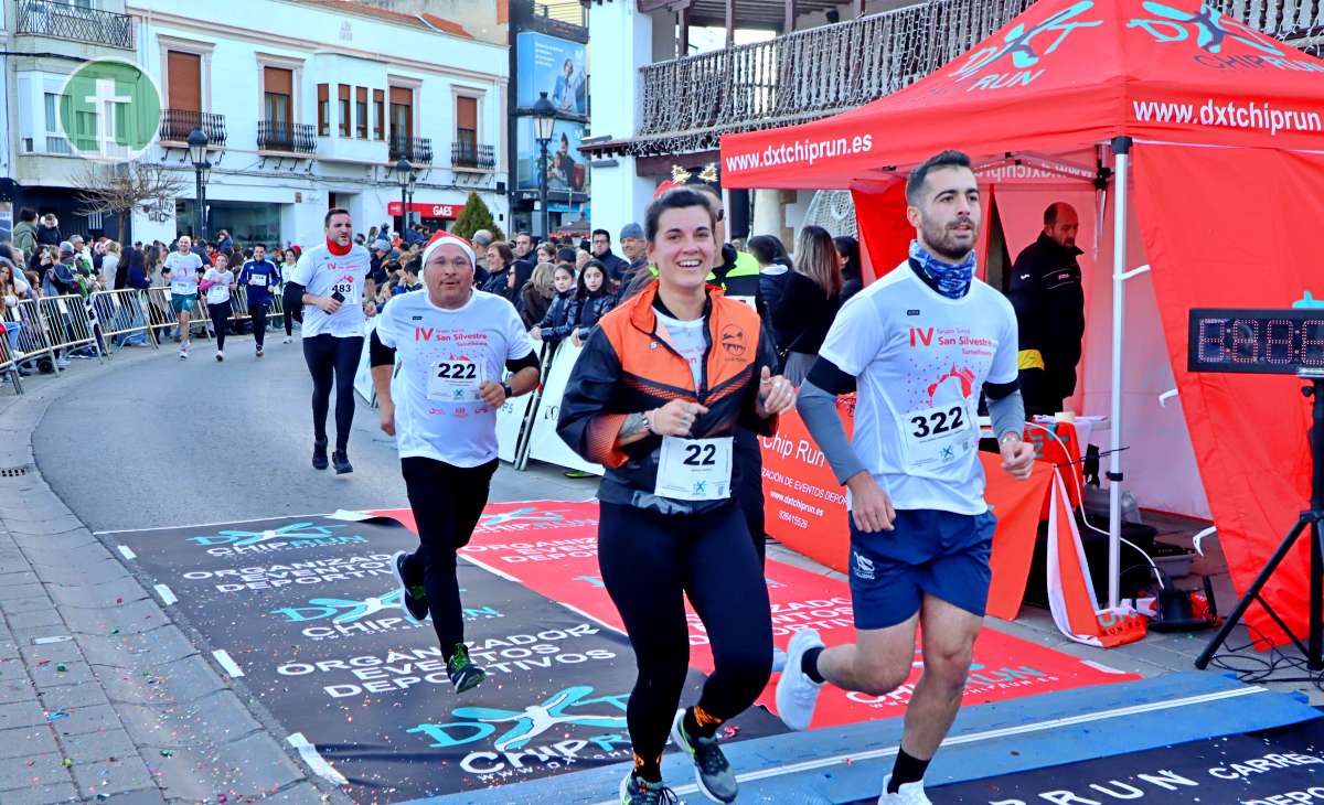 La IV San Silvestre Tomellosera despide 2024 entre deporte, disfraces y solidaridad