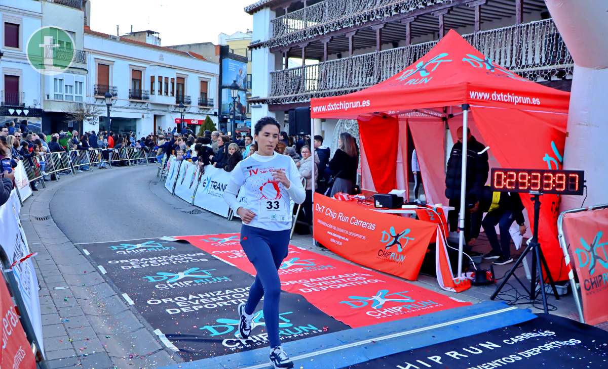 La IV San Silvestre Tomellosera despide 2024 entre deporte, disfraces y solidaridad