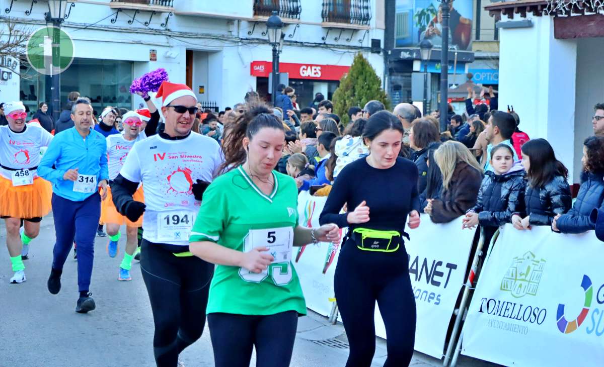 La IV San Silvestre Tomellosera despide 2024 entre deporte, disfraces y solidaridad